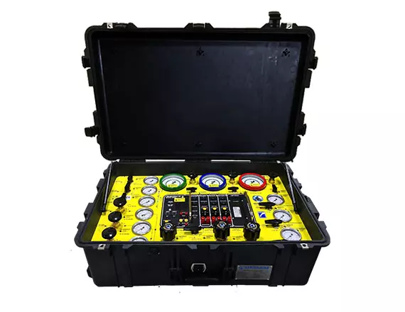 Three diver portable panel, D040